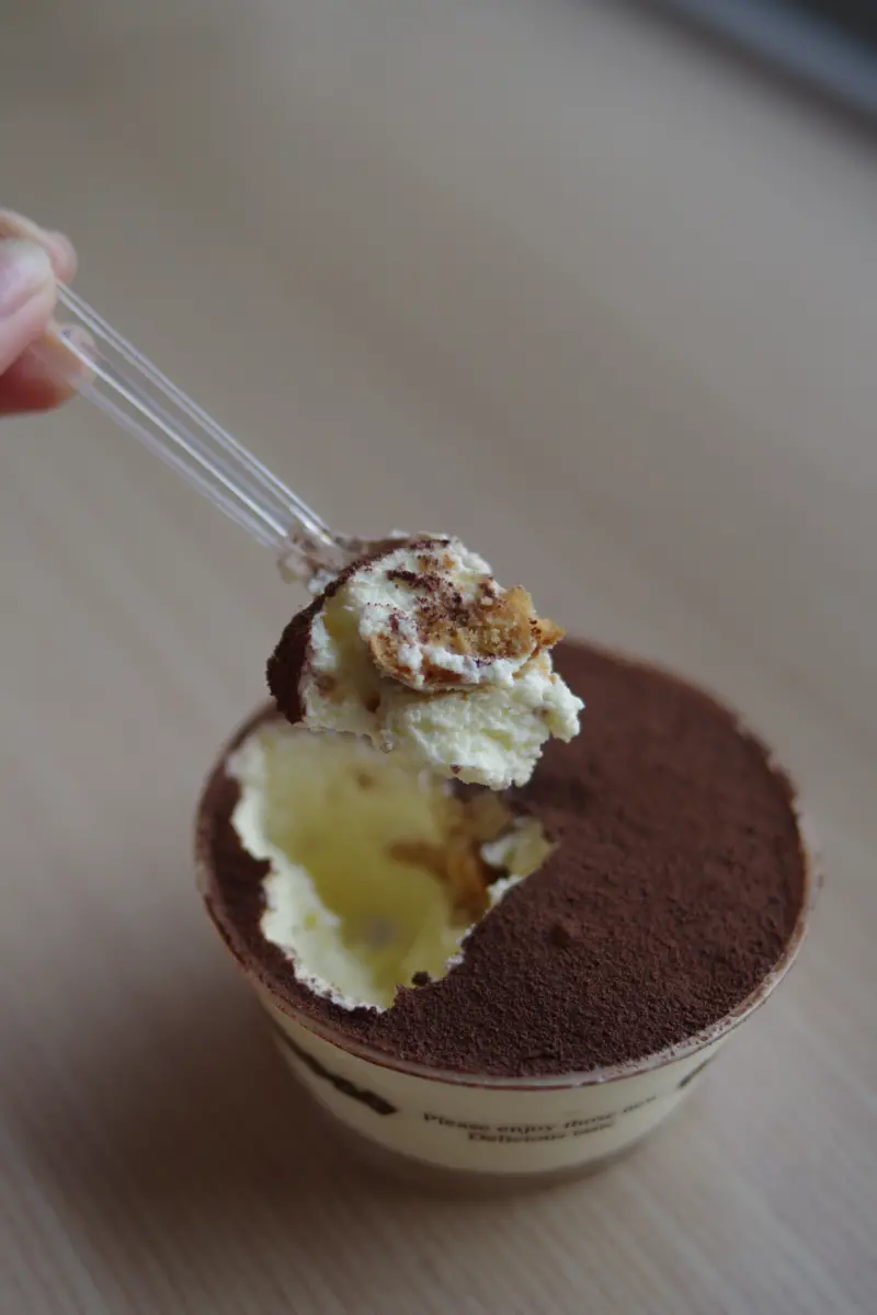 內湖美食~艾立蛋糕店--提拉米蘇~細膩的起司香氣