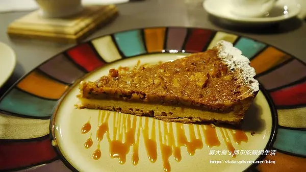 『食記』台北市．內湖科學園區．JokeR coffee shop(cafe)_吃再多也不會膩的甜點