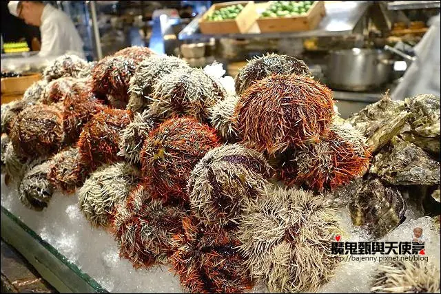 《捷運板南線/台北車站美食》君品酒店雲軒西餐廳~每日空運澎湖海膽生蠔堆成山．下午茶時段吃到飽！