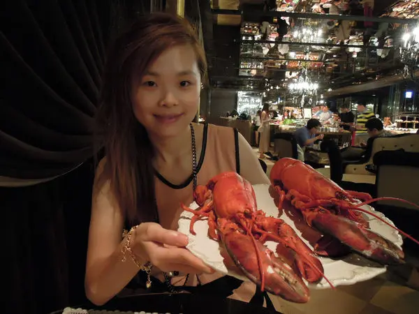 ▌君品 • 雲軒  ▌薇拉小公主推薦 • 龍蝦+帝王蟹系列 + 吃到飽 + 海鮮控首推必吃