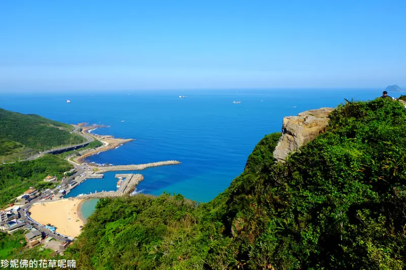 【基隆-安樂區】情人湖公園&情人湖吊橋&老鷹岩欣賞湛藍海景