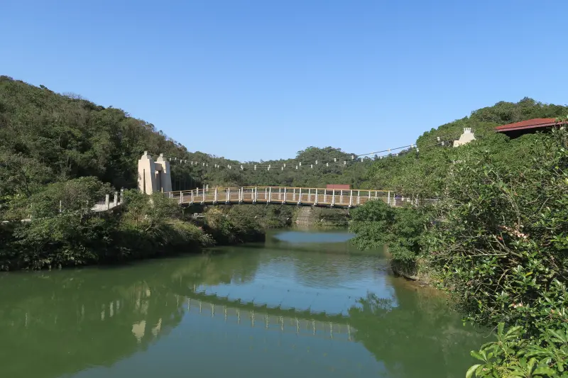 【基隆】輕鬆愜意的情人湖環湖步道，假日親子遊、溜毛小孩的好去處推薦
