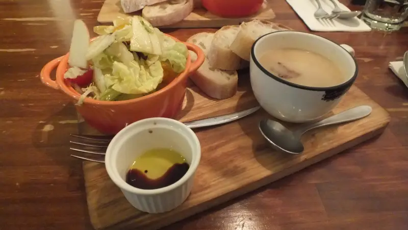 ［食記］黑米。東區巷內裡好吃的義式餐點。墨魚燉飯超美味！