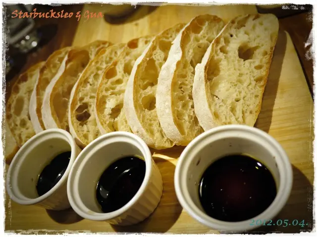 [台北。市政府]黑米café bistro。頗受好評的墨魚燉飯與可愛套餐組合