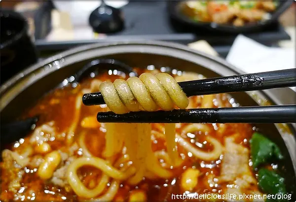 傷心酸辣粉 (大直大食代店 )