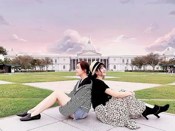 台南奇美博物館:如果不說你絕對以為我在歐洲│不花一毛錢享受白金漢宮林蔭大道、布拉格查理大橋│台灣館藏最豐富的私人博物館【網美景點】【親子景點】