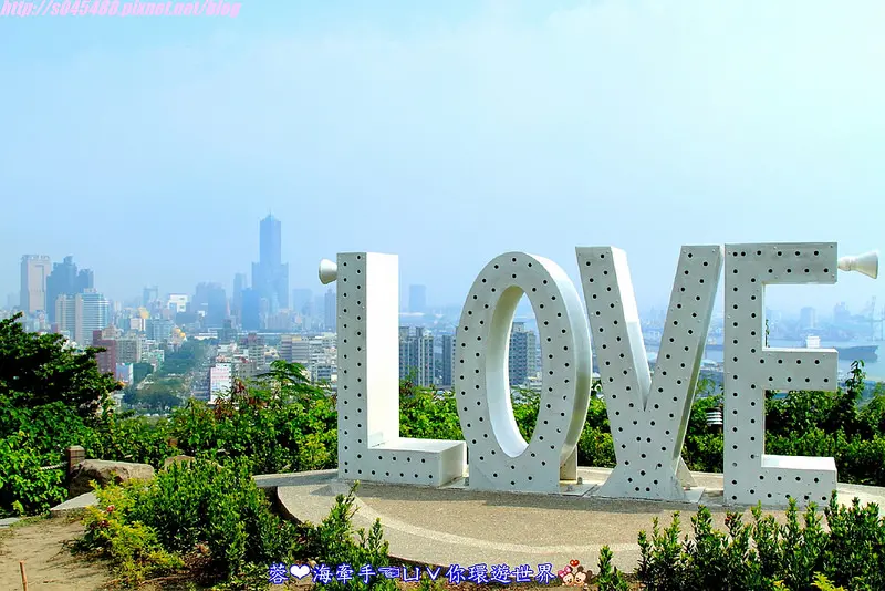 【高雄】高雄忠烈祠(高雄神社)ღ浪漫LOVE情侶最愛來，還能遠眺高雄市區的美景