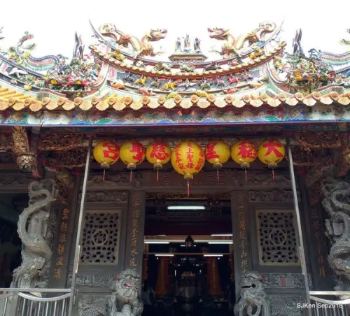 (台北捷運大橋頭站周邊宗教古蹟景點)「大稻埕慈聖宮」--- 幽遠古韻飄清香，百年古廟神護佑。