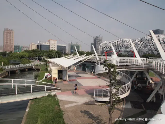 痞子英雄(Black & White)拍攝景點巡禮 ~ 高雄前鎮