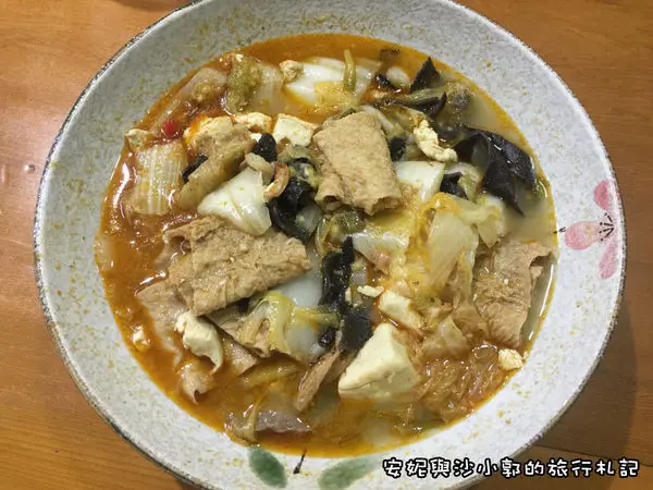 【嘉義。東區】嘉義人氣美食   滿滿餡料沙鍋菜-林聰明沙鍋魚頭