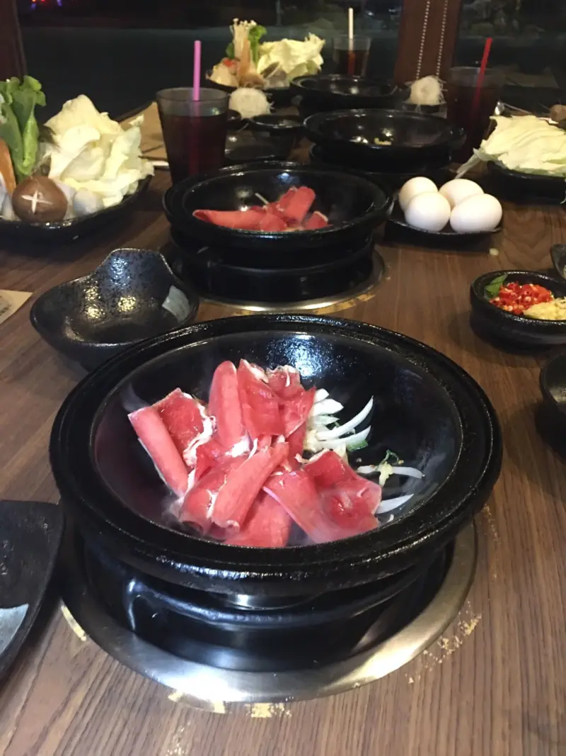 [嘉義美食]嘉義老牌30年石頭火鍋老店~小小醉迷你火鍋餐廳~手機食記~
