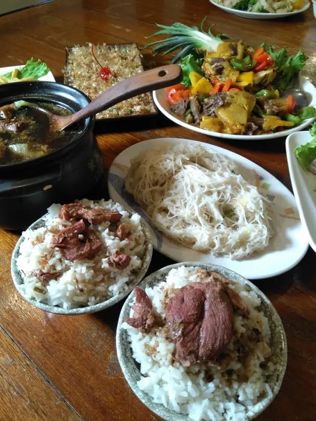 隱密鳳梨田間餐廳，民雄松山土窯羊肉，再次因Netflix爆紅