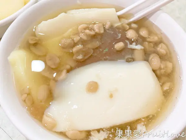 淡水英專夜市 在地老店豆花推薦　淡水滬尾豆花店