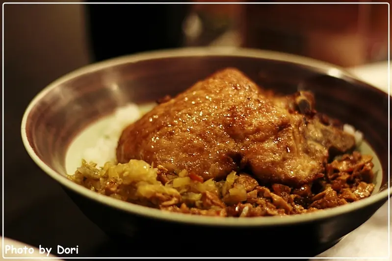 〈中式料理〉黑殿。美味排骨太正點 @新北市淡水