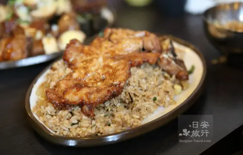 就愛這個古早味～黑殿(店)飯店