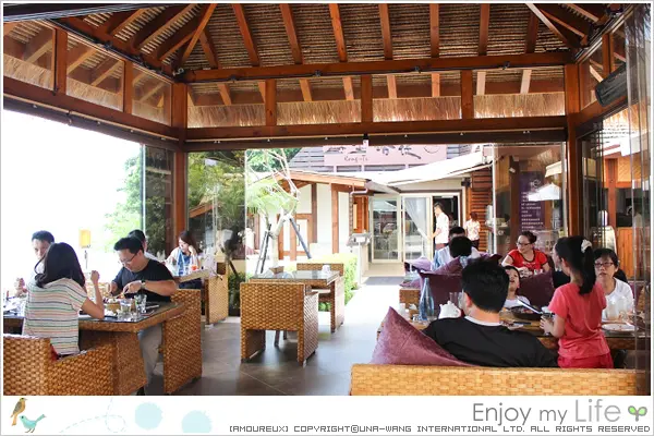 ❤【食】捷運淡水站「淡水榕堤水灣」之峇里島風景觀餐廳–姐妹們的假日優閒聚會！