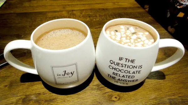 【台北板橋】板橋車站裡的甜滋滋巧克力店！in Joy chocolate！