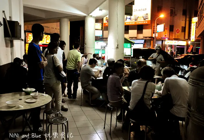 【台中中華夜市】阿斗伯冷凍芋~傳統懷念好滋味.中華夜市隱藏巷弄美食(食尚玩家採訪過)