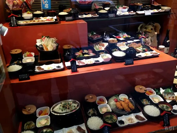 【台中美食】水車日本料理∞隱藏在小路內的老日式餐廳