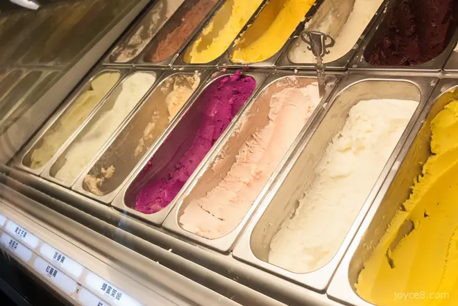  宮原眼科冰淇淋，吃吃日出乳酪蛋糕