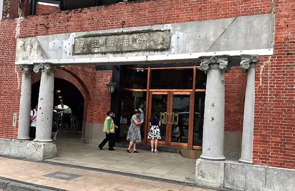 【美食】台中─宮原眼科Miyahara─火車站旁最具指標的台中人氣熱門冰店─古色古香老建築