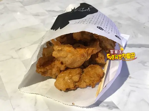 繼光香香雞菜單價位大公開》台中文心秀泰必吃美食小吃餐廳～推薦香香炸雞、鮮炸魷魚、蒜脆杏鮑菇。
