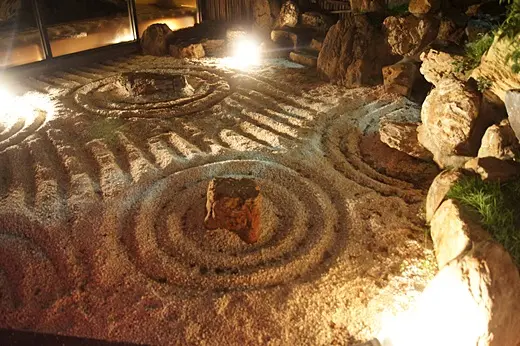 台中燒烤店介紹~連日本人也推薦的台中精誠路上特色串燒店，餐廳還提供包廂可多人聚餐唷~