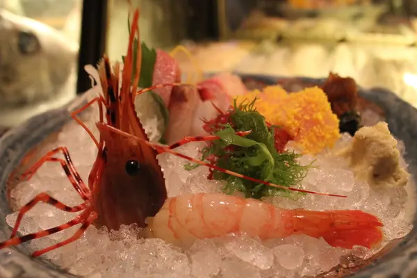 【台中美食】兼六園，帝王蟹和牛宴，呼～不用飛北海道，就可嚐蟹鮮甜！〖365-155〗