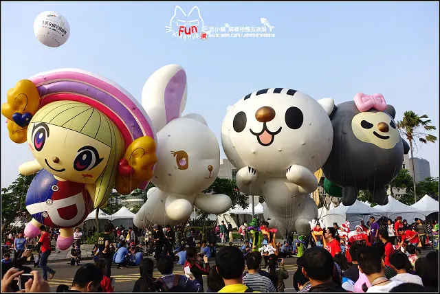 【高雄】2017 OPEN YOUR DREAM 夢時代氣球大遊行，一年一度風靡大小朋友的OPEN家族成員氣球嘉年華，尖叫聲破表啦