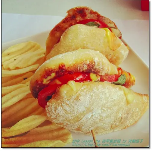 【台中早餐】Lesson One，可愛熱鬧的早午餐時光！