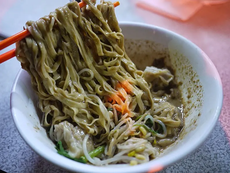 
【彰化在地小吃美食】阿輝陽春麵的麻醬餛飩乾麵
