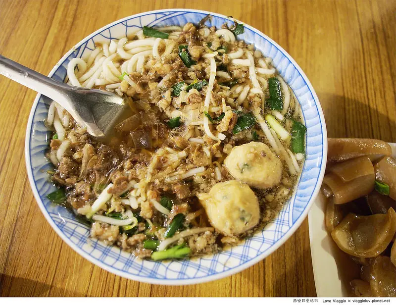 【台東 Taitung】榕樹下米苔目 台東人氣排隊古早味美食 台東正氣路觀光夜市