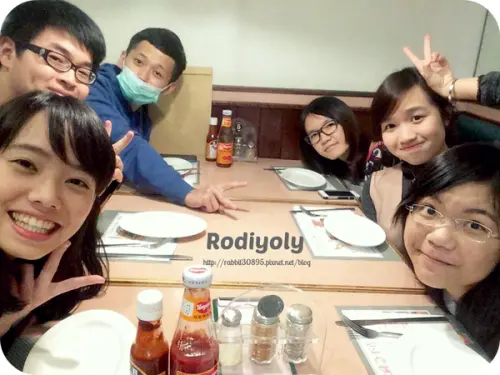 [極短分享]Taipei/國父紀念館/♡蘇阿姨比薩屋♡/歡樂聚餐必備名單