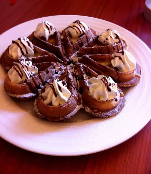 彰化員林 右舍咖啡 - 平價咖啡店，咖啡好喝氣氛好