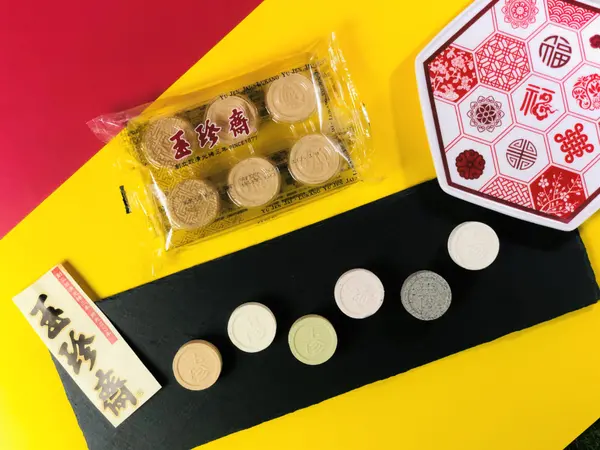 【彰化伴手禮】玉珍齋￭糕點系列 x 百年老店的魅力，經典懷舊很夠力、推薦必買伴手禮，回訪再來是一定！║ 鹿港老街必買伴手禮、鹿港美食、鹿港伴手禮