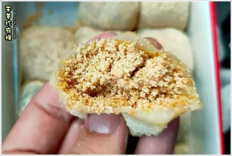 ▲彰化伴手禮必買三大麻糬之一：玉華珍麻糬，有花生、芝麻、紅豆3種內餡 /大口 提供、WalkerLand窩客島整理