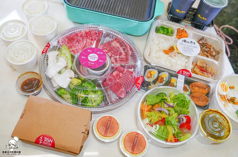 防疫外帶美食之碳佐麻里外帶餐盒、燒肉組合餐 - 跟著尼力吃喝玩樂＆親子生活