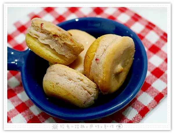 [桃園名產/團購美食] 杏芳食品~原味乳酪球/草莓乳酪球/QQ布朗尼！不斷研發創新的七十年老店！