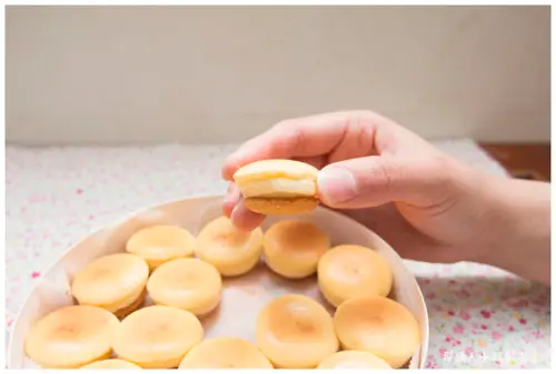 『宅配美食』杏芳食品-​原味乳酪球/草莓季限定的真草莓乳酪球