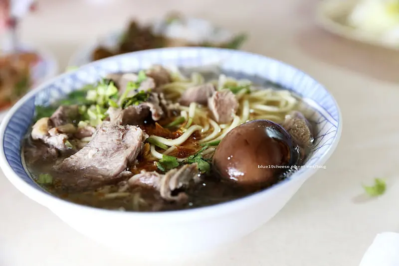 【苗栗三義】金榜麵館 客家麵客家粄條 - 在地老店.經過一定要順便吃一下的啦~