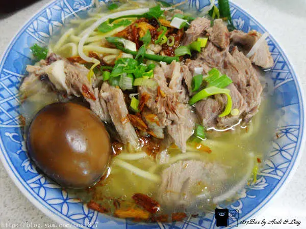 【苗栗。三義】金榜麵館。料多實在。價位親民。口味普通。客家麵食館