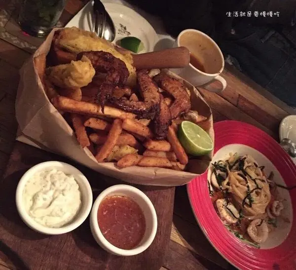 【東區．曼】姊妹微醺聚餐好地方►窩台北 Woo Taipei