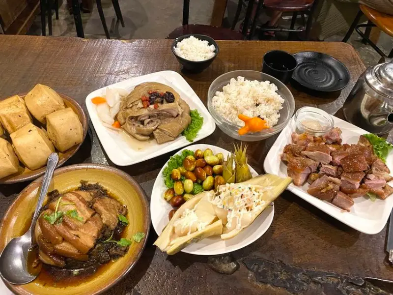 【苗栗公館-棗莊古藝庭園膳房】客家創意紅棗料理、寵物友善餐廳