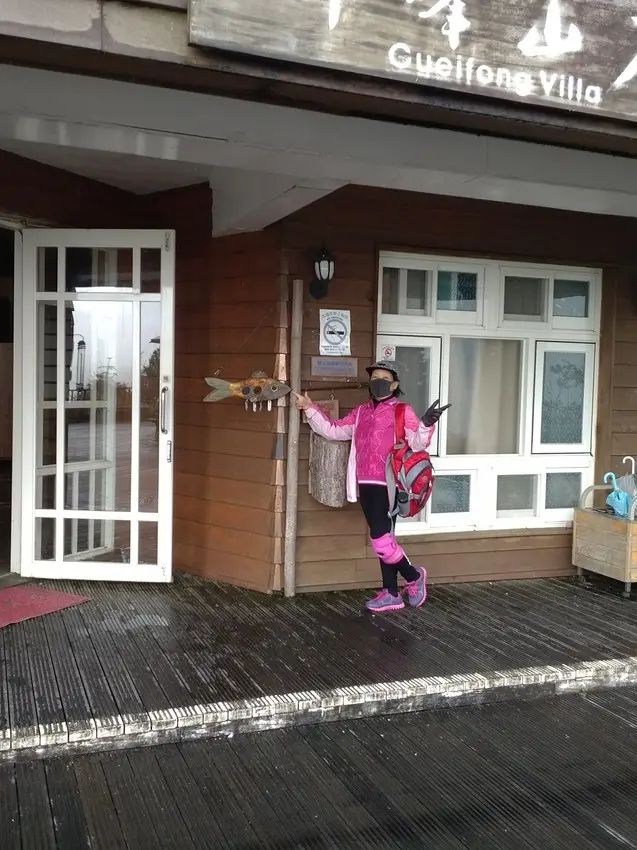 宜蘭太平山兩天一夜遊[翠峰山莊] 幽靜小木屋˙深秋的楓葉美不勝收