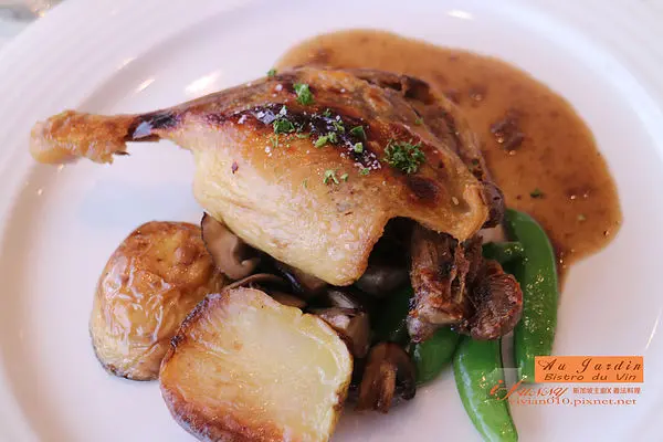 【南京東路站】Au Jardin Bistro du Vin 新加坡主廚X義法料理~創意南洋料理(附菜單)