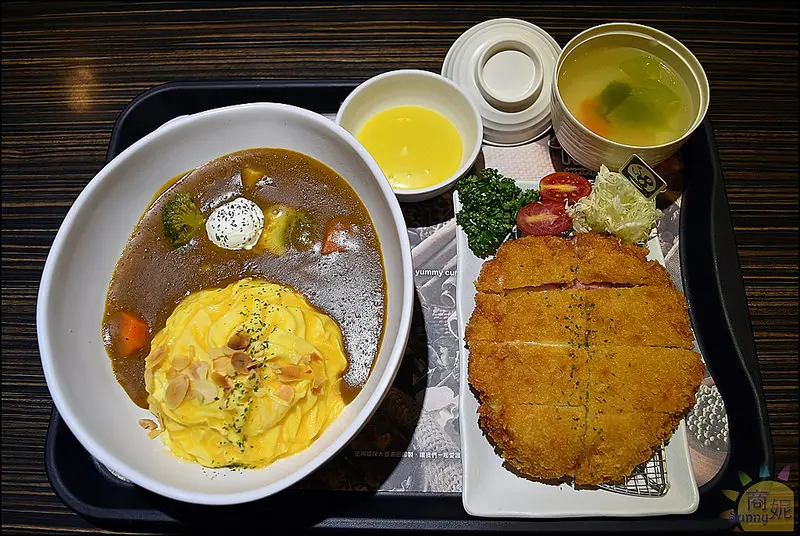 台中美食東海商圈必吃。咖哩界的傳奇人物。Mr.38東海店(附最新菜單)。餐點大份量美味可口、環境舒適、服務超優，整體CP值高聚餐首選