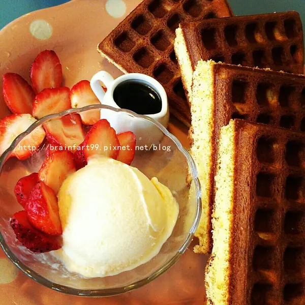 【台中‧東海別墅】鬧中取靜‧咪亞咪亞Miam Miam