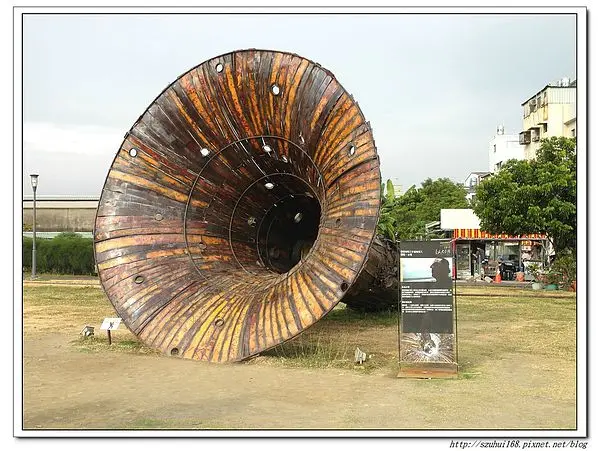 ☆高雄☆駁二藝術區走訪創作天堂