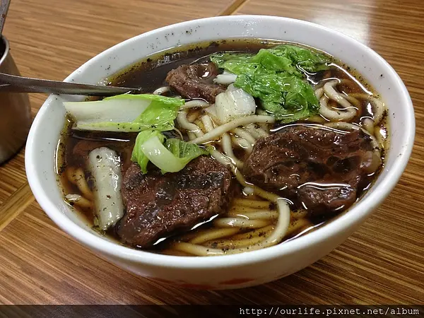 豐原廟東．70元有肉的牛肉麵@滿庭芳牛肉麵