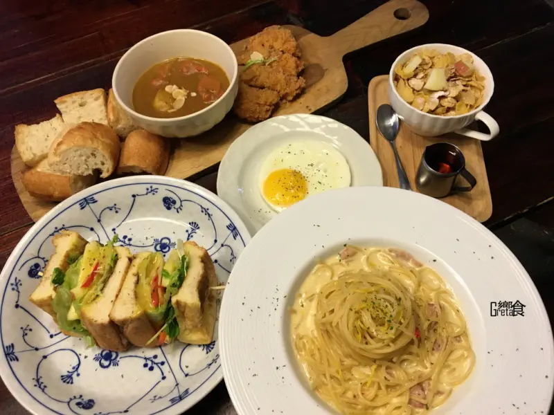 【食記∥板橋】Merci cafe 捷運板橋站_板橋首屈一指的人氣平價Brunch咖啡廳_帶著法式格調隱身於巷弄間的美味早午餐